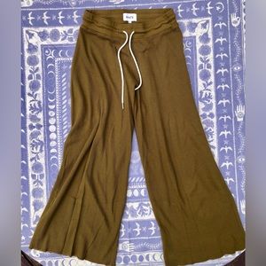 MATE The Label Organic Cotton Thermal Wide Leg Sweats - cropped length.